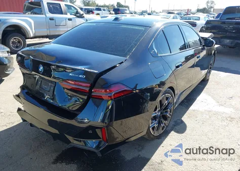 2025 BMW I5 xDrive40 z USA, uszkodzony, nr VIN WBY13HG08SCS85644